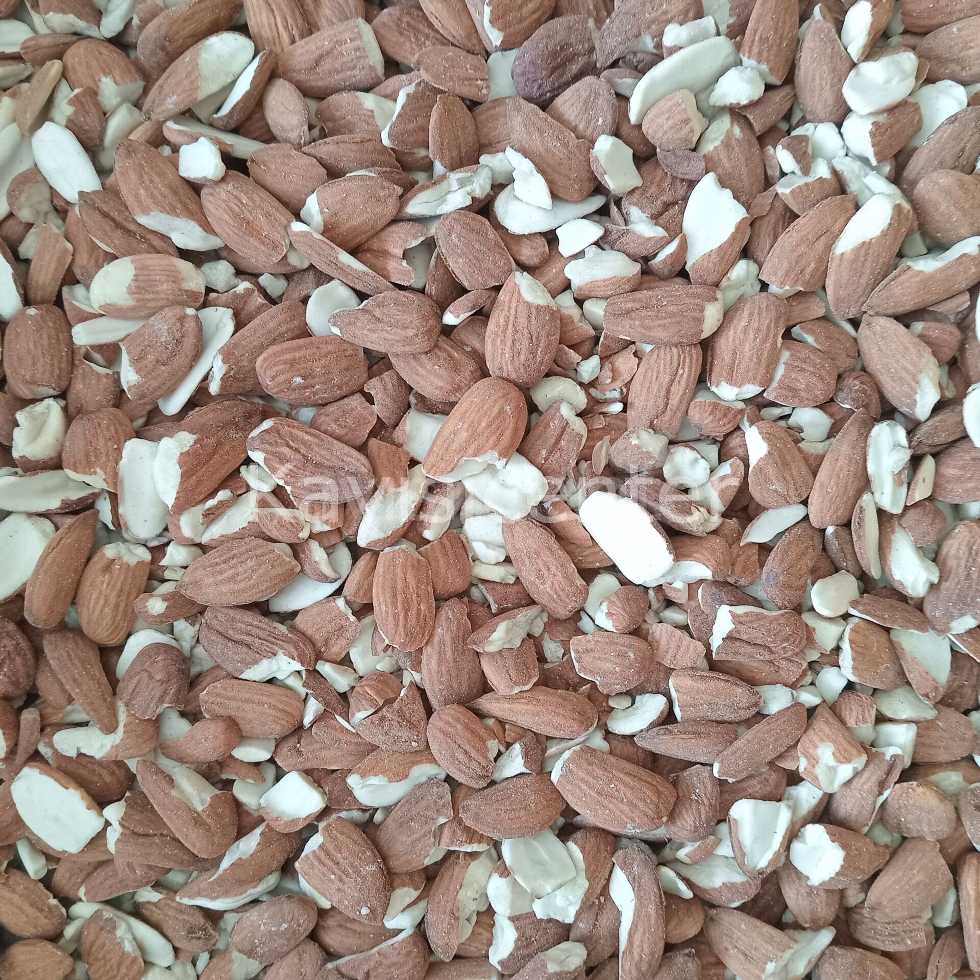 Toptan Kırık Badem İçi 25 Kg