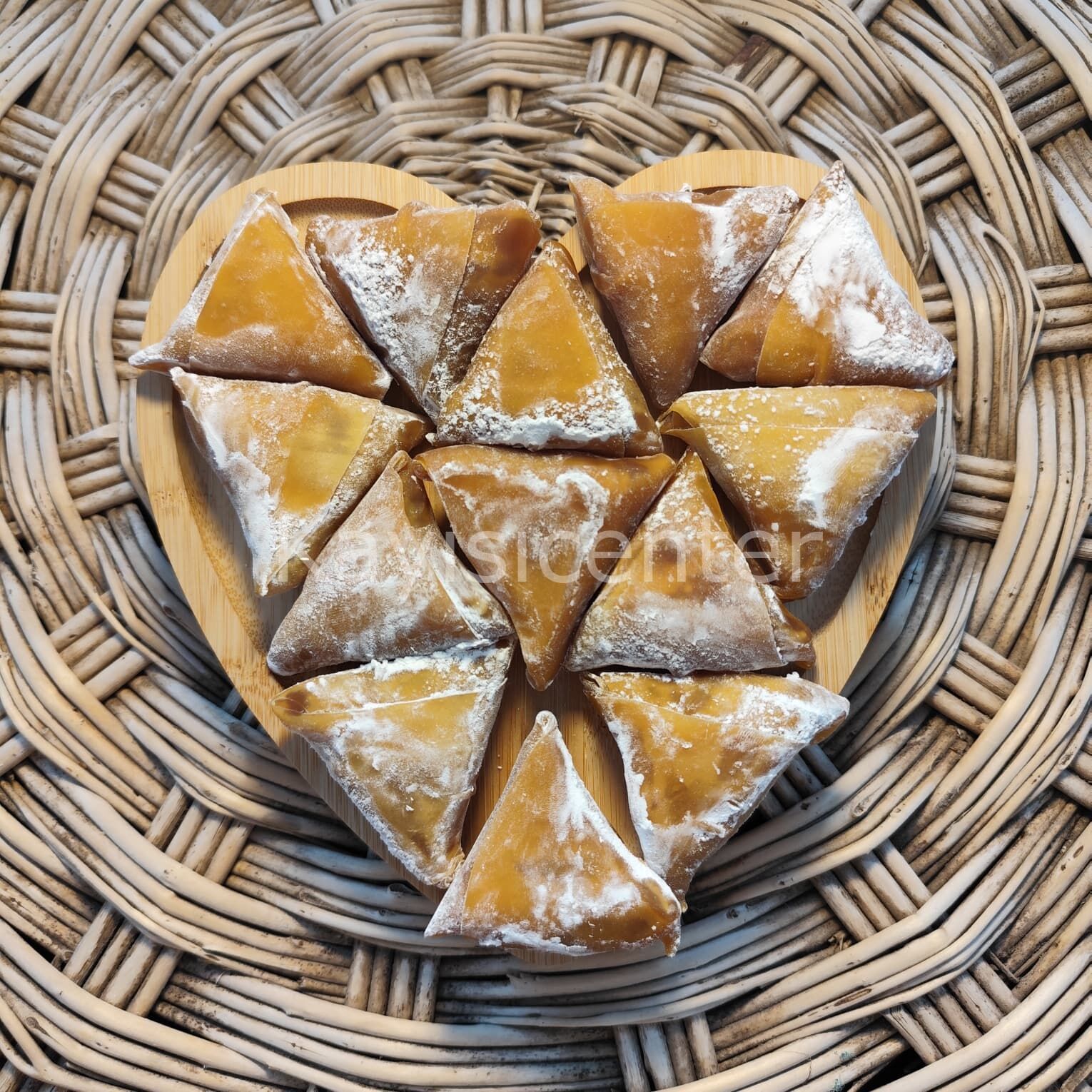 QPDE82RQKX Product Variation